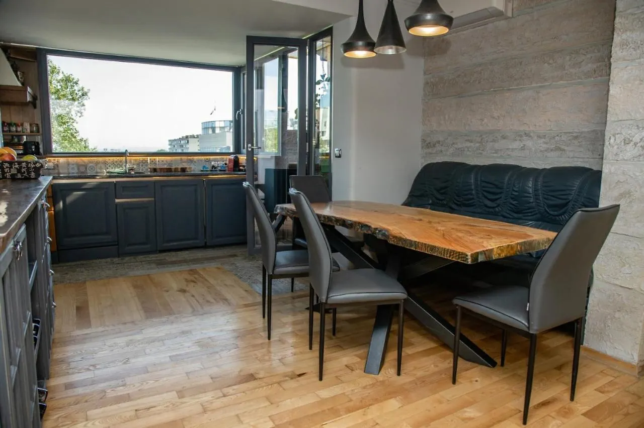 Art Luxury Apartment بورغاس بلغاريا
